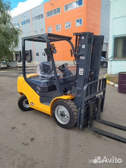 Вилочный погрузчик UN Forklifts FG30, 2023