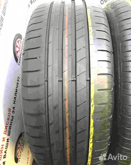 Goodyear EfficientGrip 215/55 R17 94W