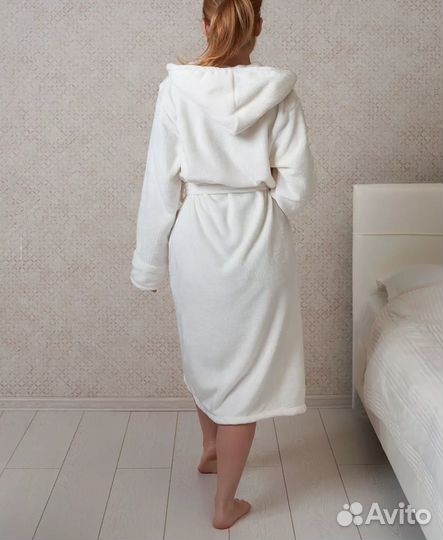 Халат белый махровый новый