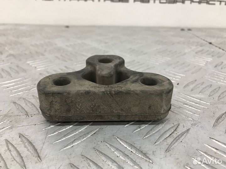 Б/У подушка глушителя (крепления, кронштейн