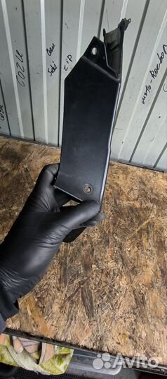 Yamaha fjr1300 крышка аккумулятора акб