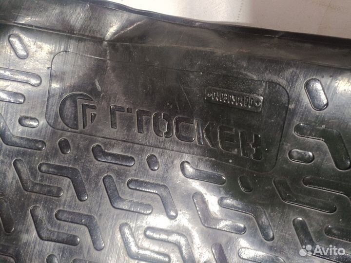 Коврик багажника Toyota Corolla седан 1.6 3ZZ 2005