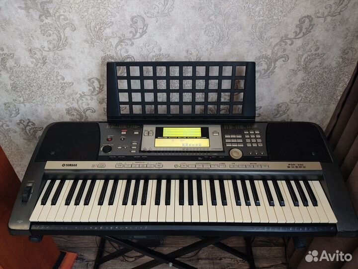 Синтезатор Yamaha PSR-640