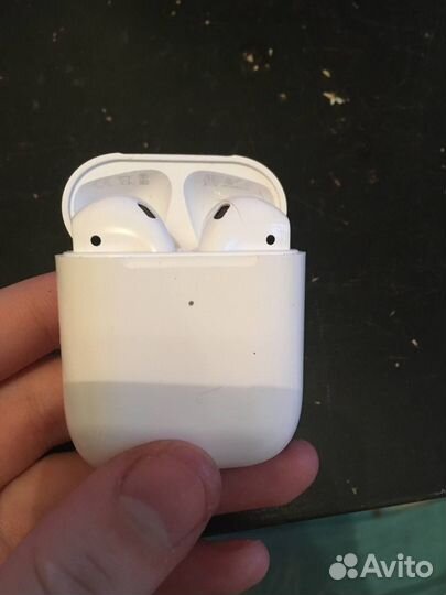 Airpods