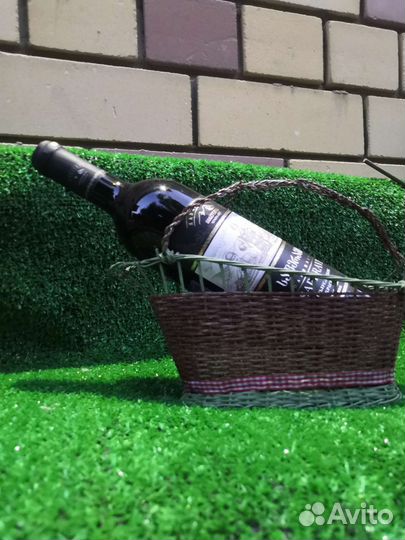 Подставка под вино