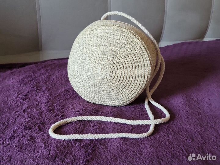 Круглая сумка кроссбоди на плечо