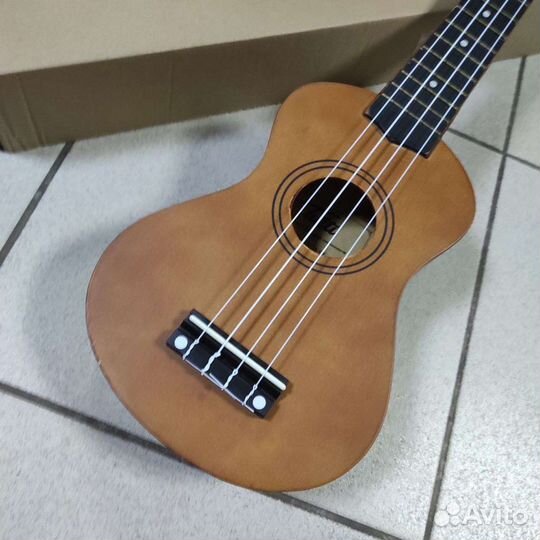 Укулеле новая размер сопрано