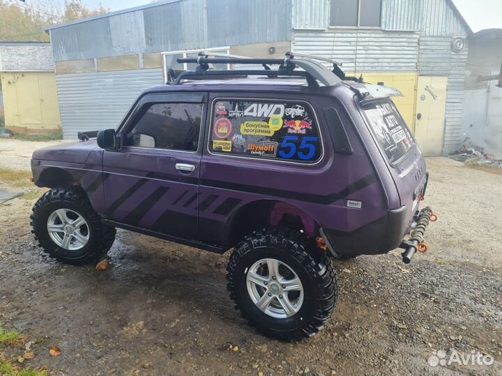 LADA 4x4 (Нива) 1.7 МТ, 2005, 50 000 км