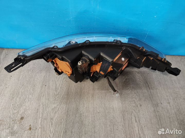 Фара левая Nissan Qashqai 2 j11 2014