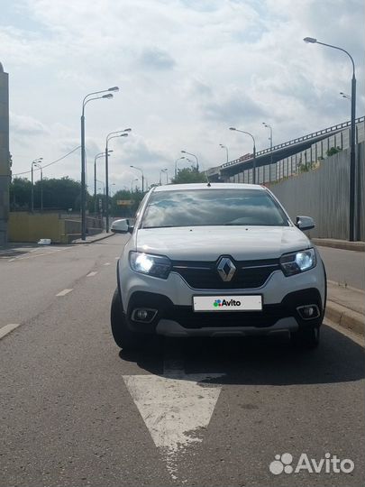 Renault Logan Stepway 1.6 AT, 2019, 217 456 км