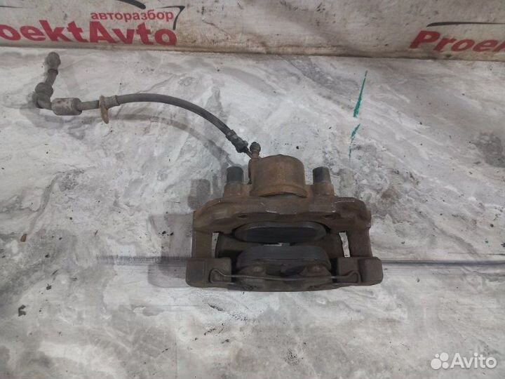 Суппорт передний левый Ford Focus 3 2010