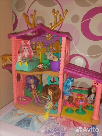 Дом с куклами 