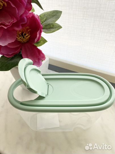 Ёмкость контейнер для сыпучих продуктов 0.9л