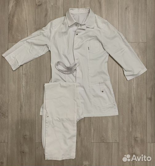 Костюмы медицинские 42 размер