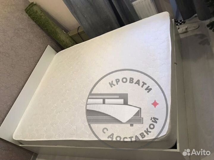 Кровать двухспальная