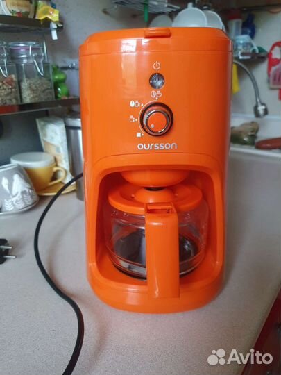 Кофеварка Oursson со встроенной кофемолкой