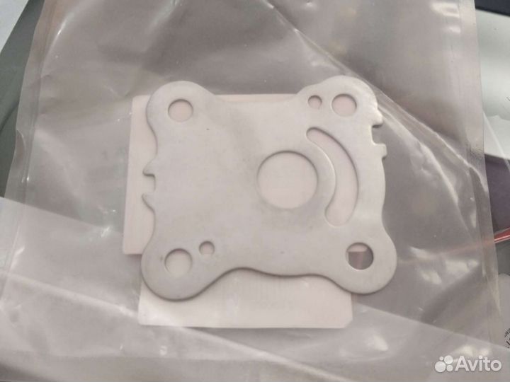 Пластина помпы honda 15