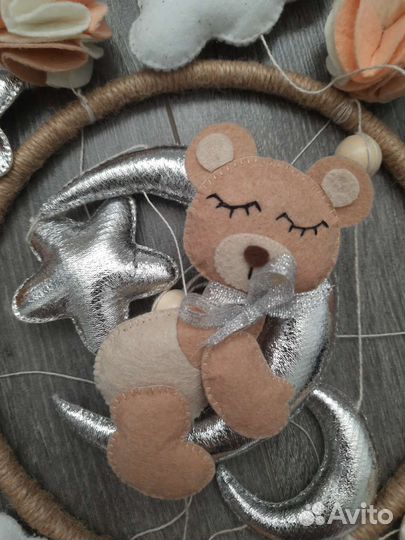 Мобиль на кроватку новый