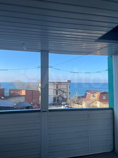 Комната 12 м² в > 9-к., 1/2 эт.