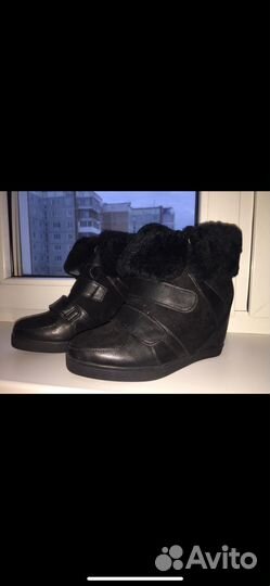 Ботинки женские