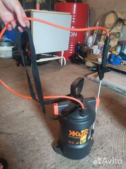 Опрыскиватель садовый ручной