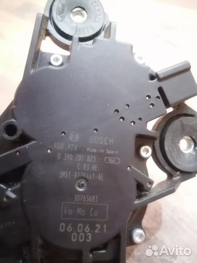 Мотор стеклоочистителя Ford focus