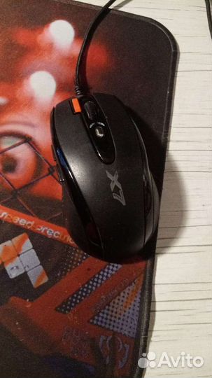 Игровая клавиатура и игровая мышь