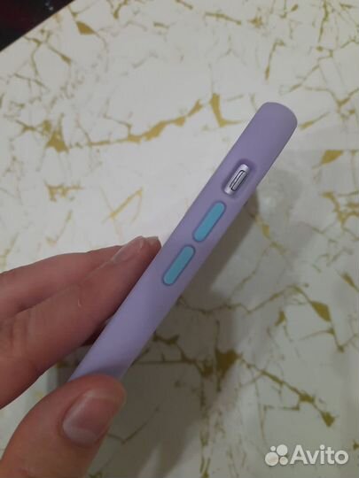 Чехол на iPhone 11