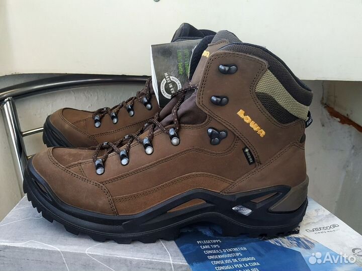 Lowa Renegade GTX Mid hiking boots US10.5