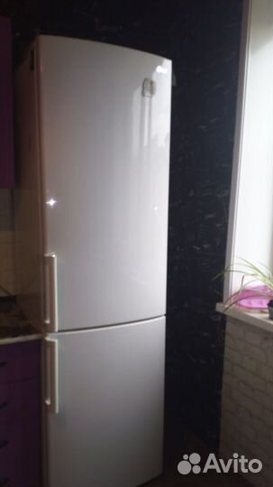Холодильник LG бу