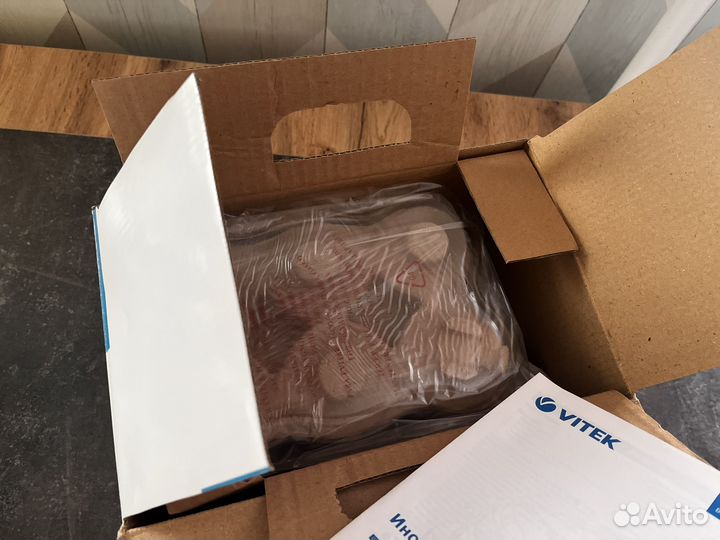 Йогуртница новая Vitek