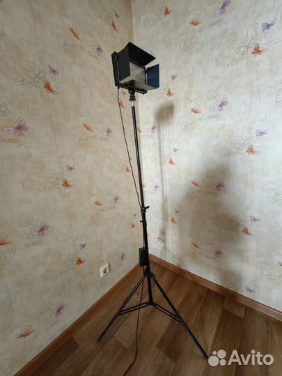 Студийный постоянный свет