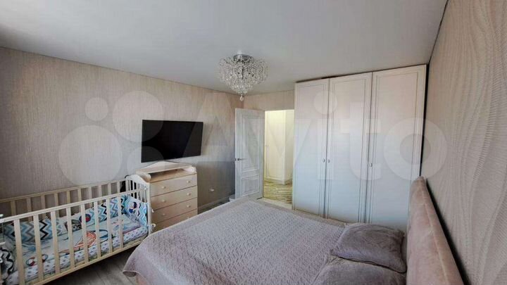 2-к. квартира, 56 м², 3/6 эт.