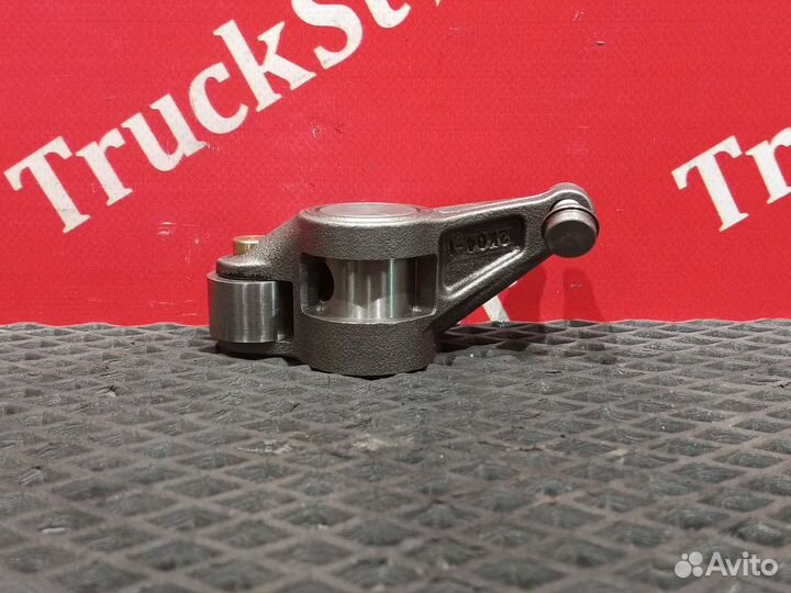 Рокер впускного клапана 2023г. Foton Auman