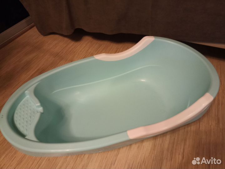 Детская ванночка для купания с горкой