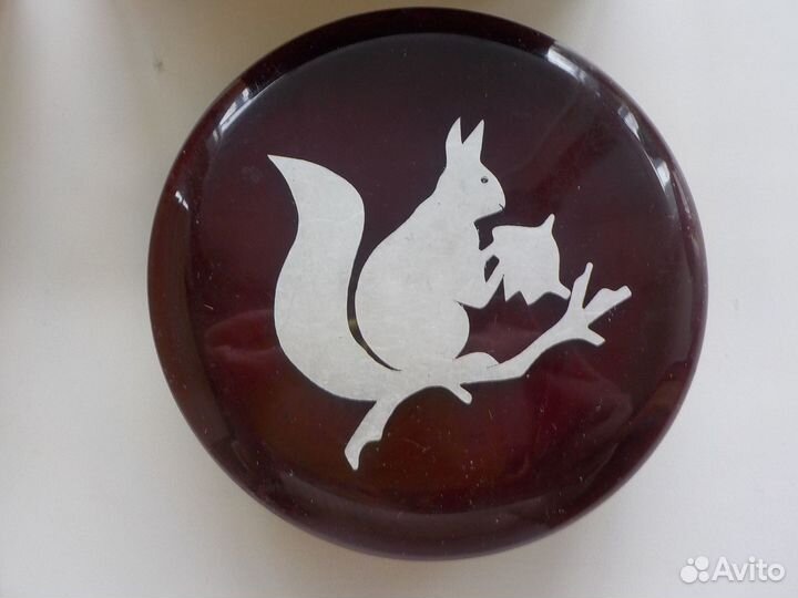 Шкатулки коробки времен СССР дерево бакелит белка