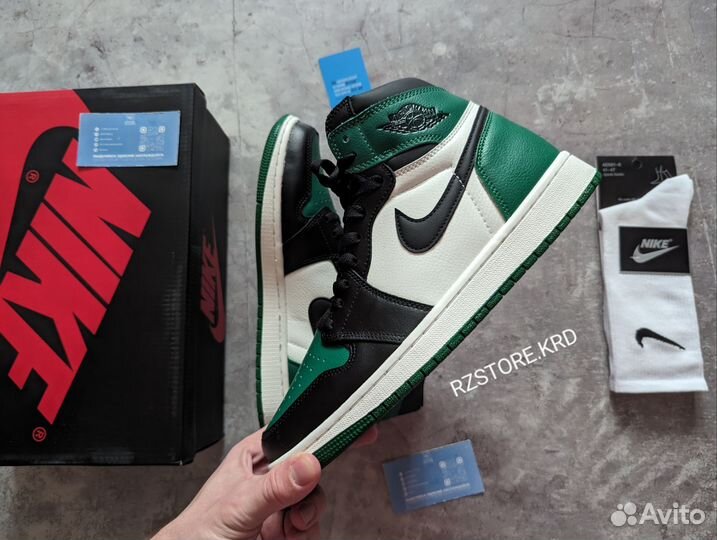 Кроссовки Nike Air Jordan 1 High 