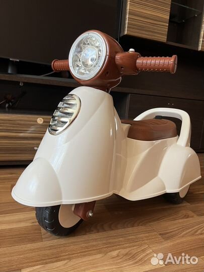 Пушкар каталка трицикл