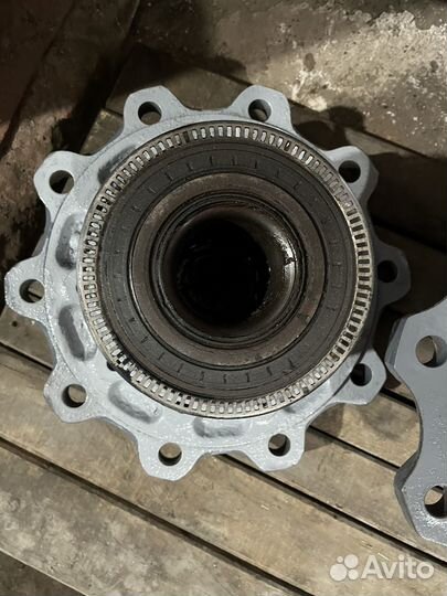 Ступица передняя mercedes atego 1823