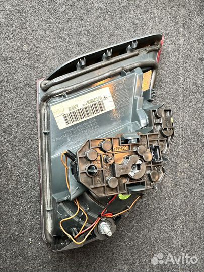 Фонарь правый в крышку багажника бмв ф10