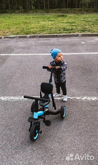 Детский трехколесный велосипед