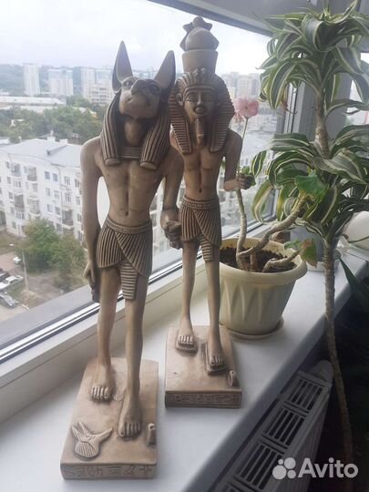 Фигурки статуэтки декор