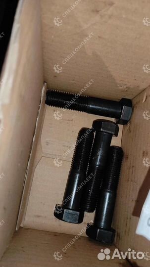 Болт 4262586 EX75UR-3 ITR