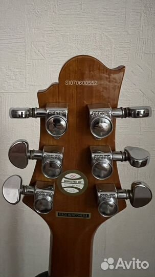 Электрогитара Greg Bennett с комбоусилителем