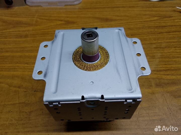 Магнетрон toshiba 2M253J (XB)