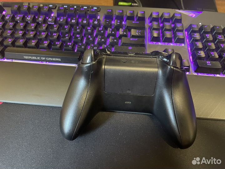 Геймпад xbox one