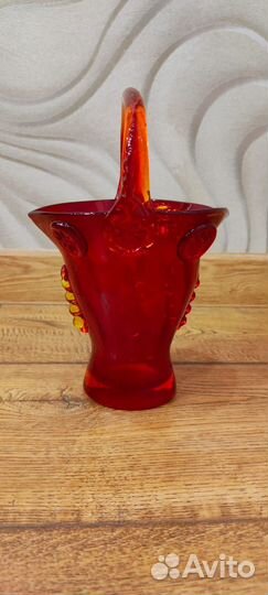 Ваза конфетница СССР цветное рубиновое стекло