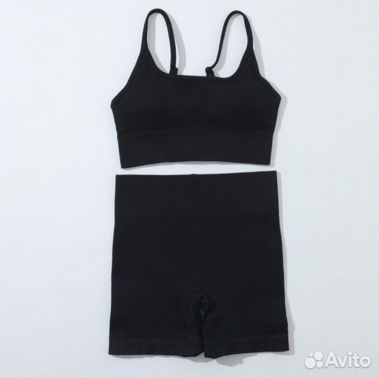 Костюм для фитнеса и йоги