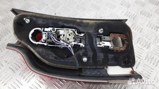 Фонарь задний правый volvo V70 2 (94S05MY02)