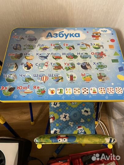Детский стол со стулом